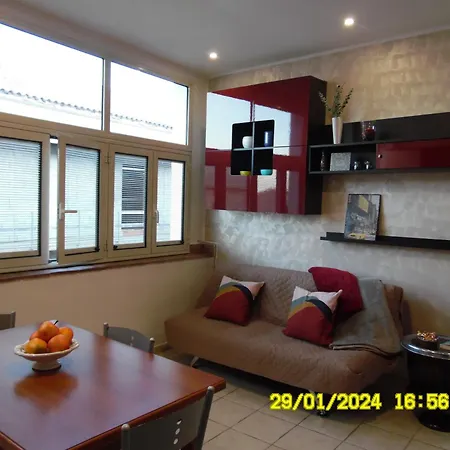 La Casa Di Giuditta - - *